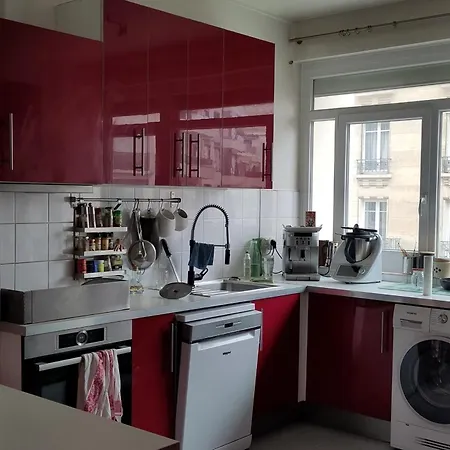 Spacious With 3 Balconies *